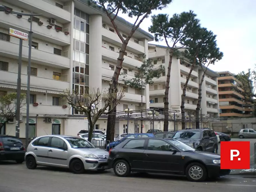 Immagine 1 di Appartamento in vendita  in via patturelli a Caserta