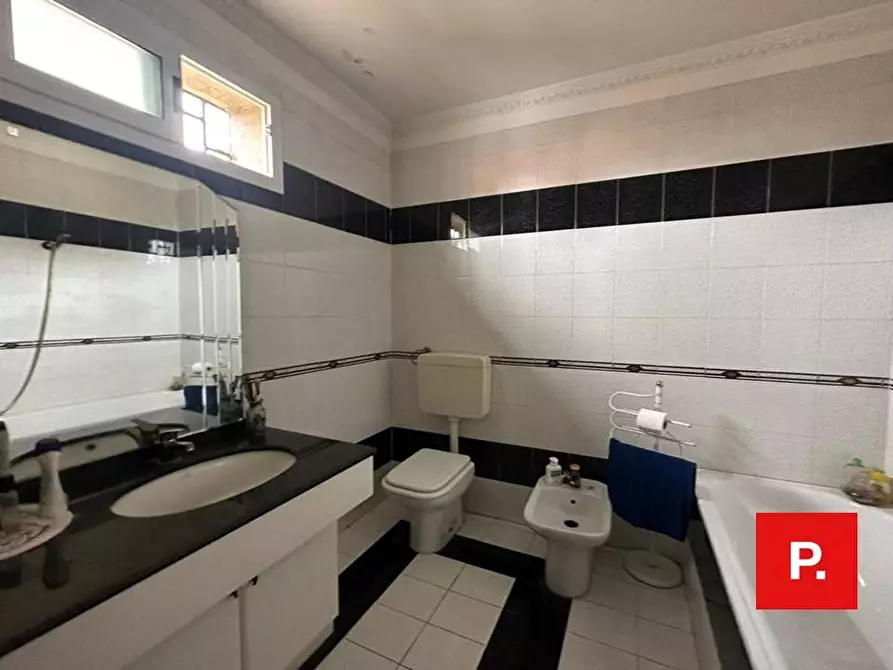 Immagine 12 di Villa in vendita  in viella dei ricciardi a Caserta