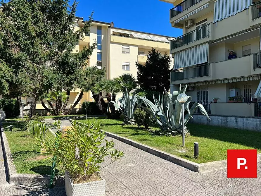 Immagine 3 di Appartamento in vendita  in via cappuccini a Caserta