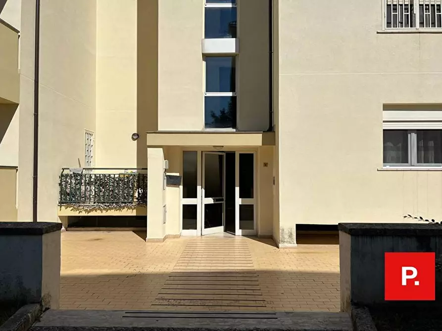 Immagine 7 di Appartamento in vendita  in via cappuccini a Caserta