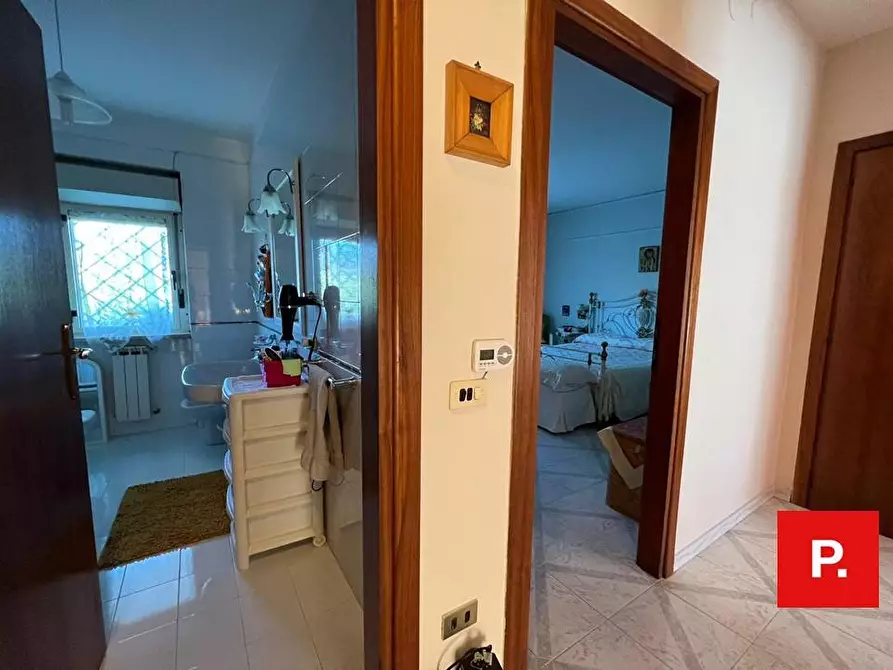 Immagine 11 di Appartamento in vendita  in via cappuccini a Caserta