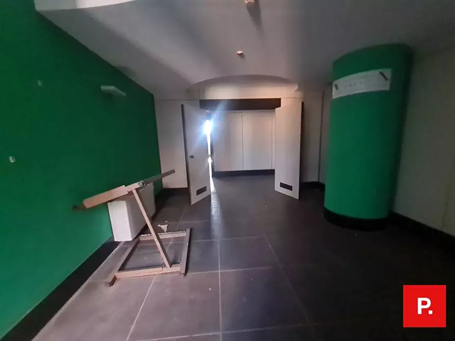 Immagine 5 di Ufficio in vendita  in corso Giannone a Caserta
