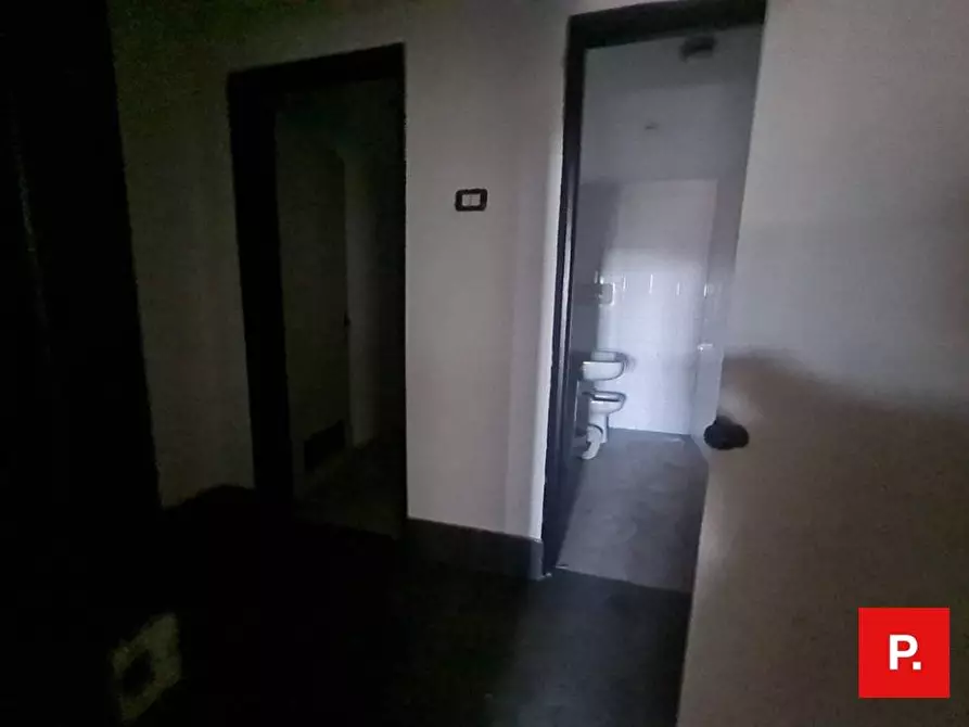 Immagine 7 di Ufficio in vendita  in corso Giannone a Caserta