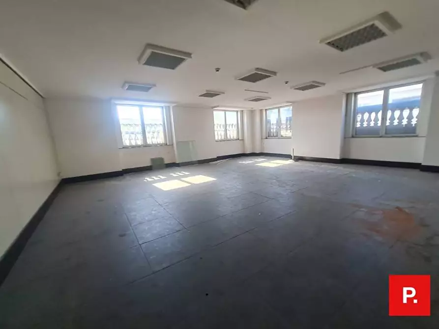 Immagine 2 di Ufficio in vendita  in corso Giannone a Caserta