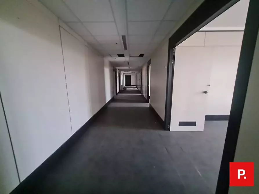 Immagine 15 di Ufficio in affitto  in corso Giannone a Caserta