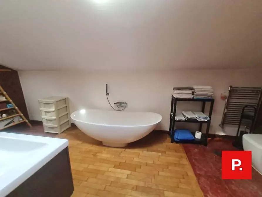 Immagine 13 di Appartamento in vendita  in via Santa Croce a Casagiove