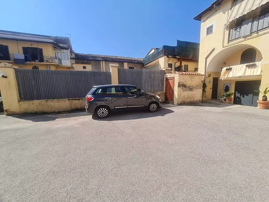 Immagine 22 di Appartamento in vendita  in via Santa Croce a Casagiove