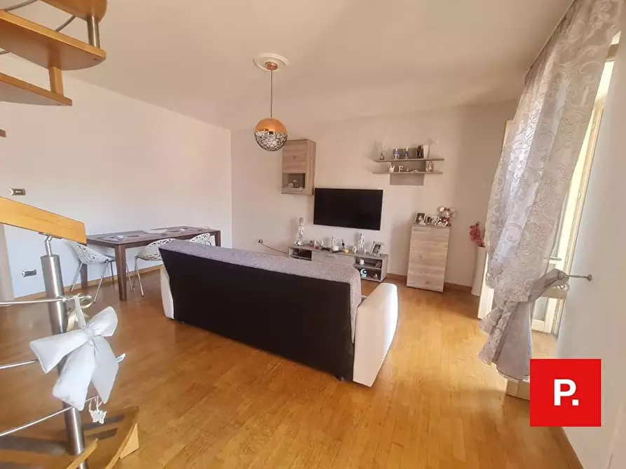 Immagine 26 di Appartamento in vendita  in via Santa Croce a Casagiove