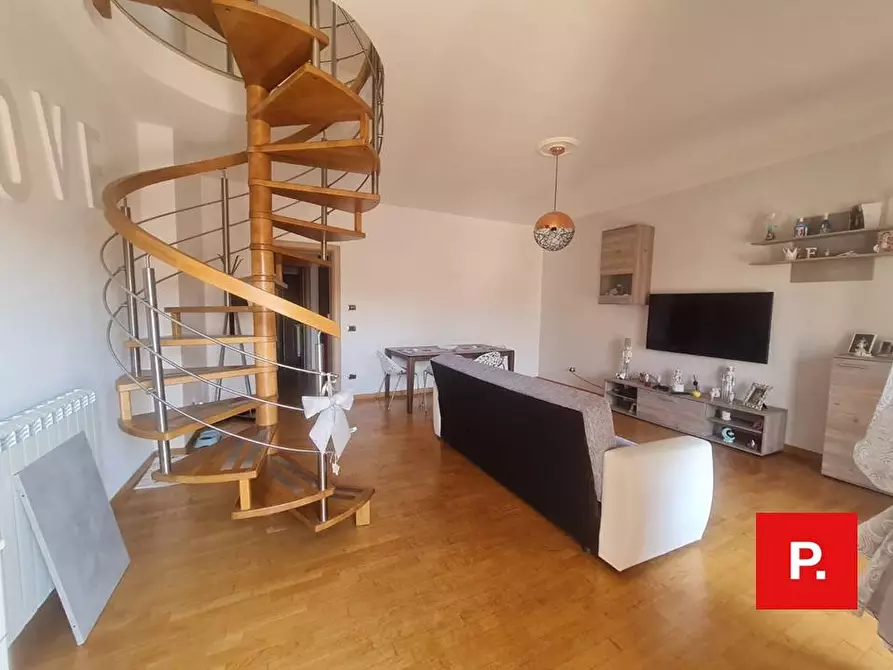 Immagine 28 di Appartamento in vendita  in via Santa Croce a Casagiove