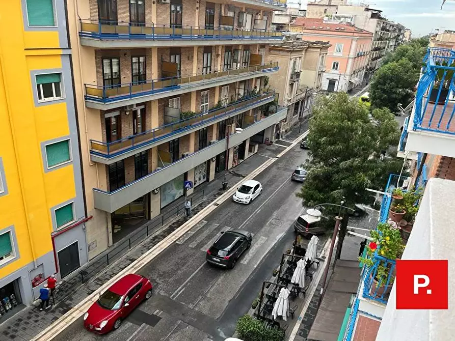 Immagine 1 di Appartamento in vendita  in via roma a Caserta