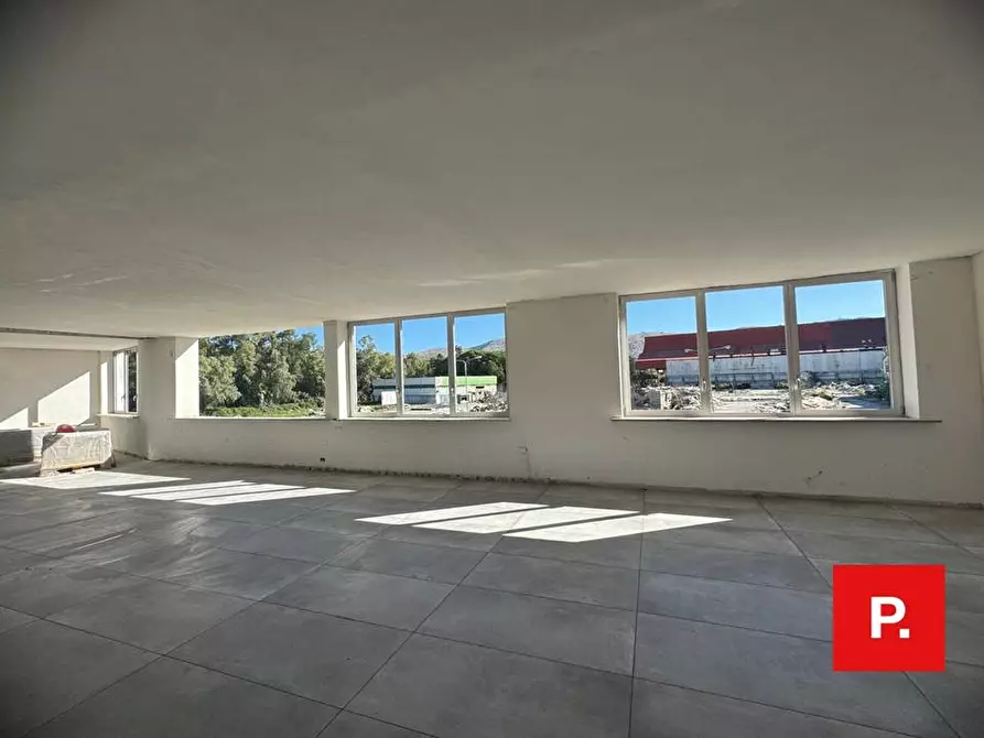 Immagine 6 di Ufficio in affitto  in VIA MELVIN JONES a Caserta