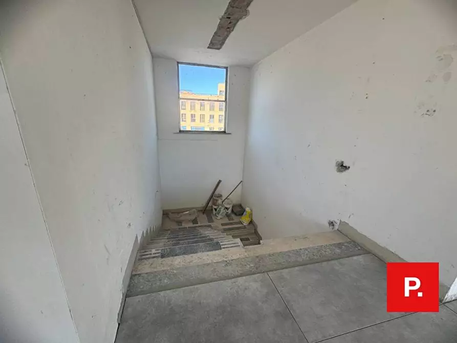 Immagine 8 di Ufficio in affitto  in VIA MELVIN JONES a Caserta