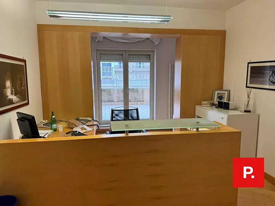 Immagine 9 di Ufficio in affitto  in via Botticelli a Caserta