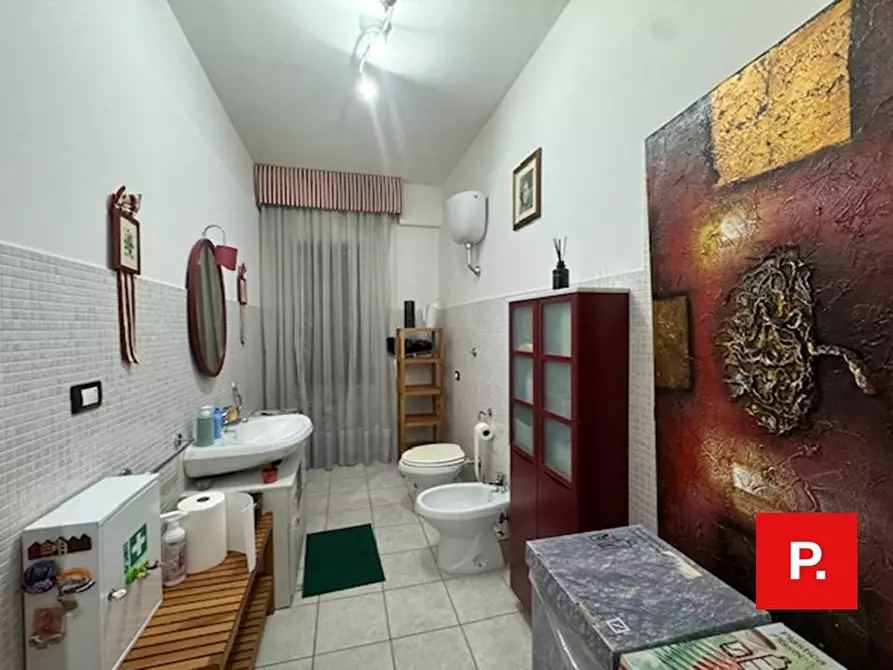 Immagine 7 di Appartamento in vendita  in via marchesiello a Caserta