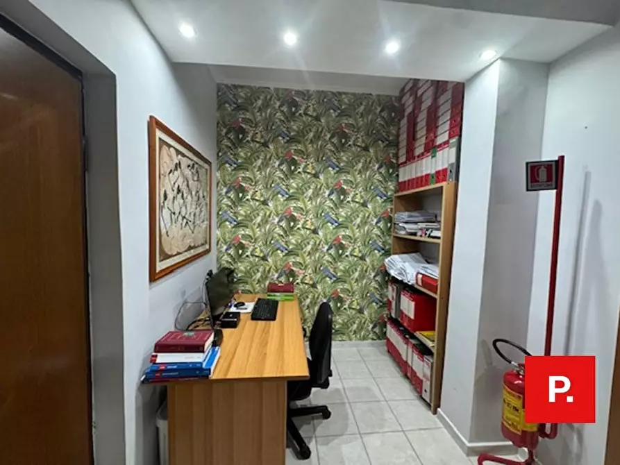 Immagine 10 di Appartamento in vendita  in via marchesiello a Caserta