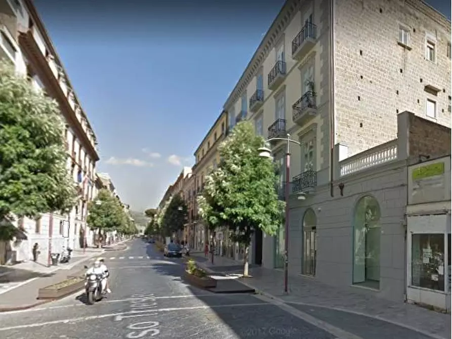 Immagine 3 di Appartamento in vendita  in corso Trieste a Caserta