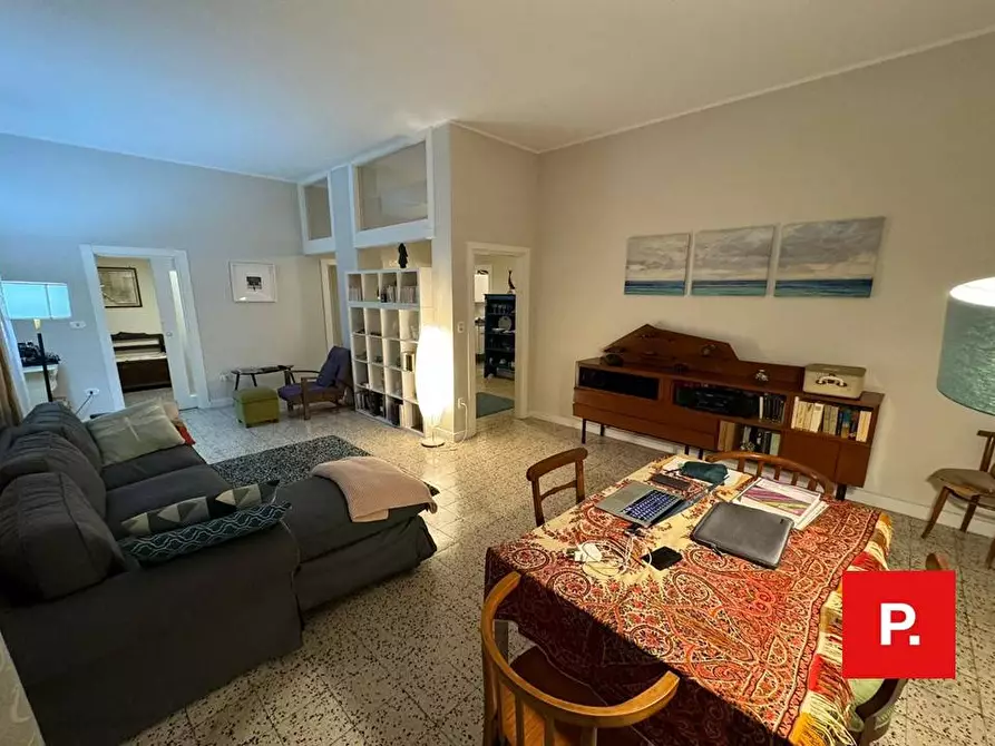 Immagine 4 di Appartamento in vendita  in piazza Andolfato a Caserta