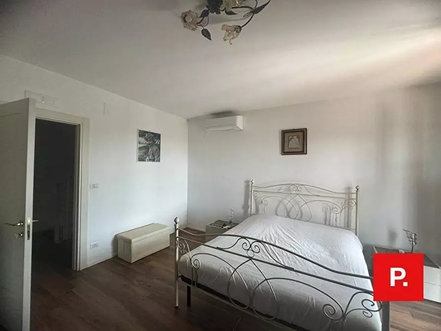 Immagine 23 di Villetta a schiera in vendita  in via Giampietro a Caserta