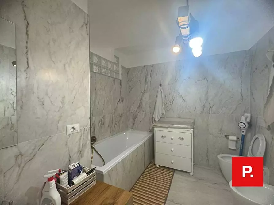 Immagine 25 di Villetta a schiera in vendita  in via Giampietro a Caserta