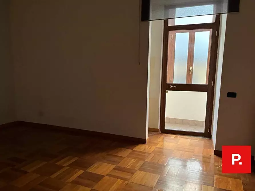 Immagine 6 di Appartamento in vendita  in via Ferrara a Caserta