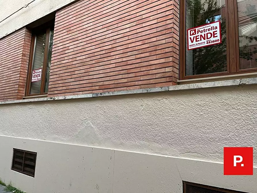 Immagine 3 di Appartamento in vendita  in via Ferrara a Caserta