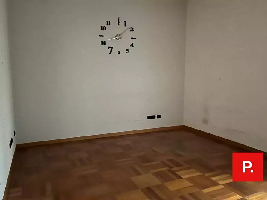 Immagine 12 di Appartamento in vendita  in via Ferrara a Caserta