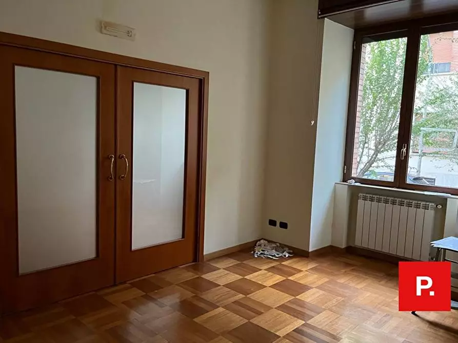 Immagine 11 di Appartamento in vendita  in via Ferrara a Caserta