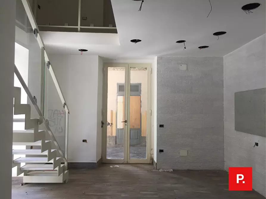 Immagine 7 di Locale commerciale in affitto  in via turati a Caserta