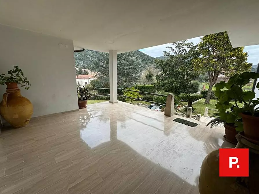 Immagine 8 di Villa in vendita  in Via Santacroce a Roccaromana