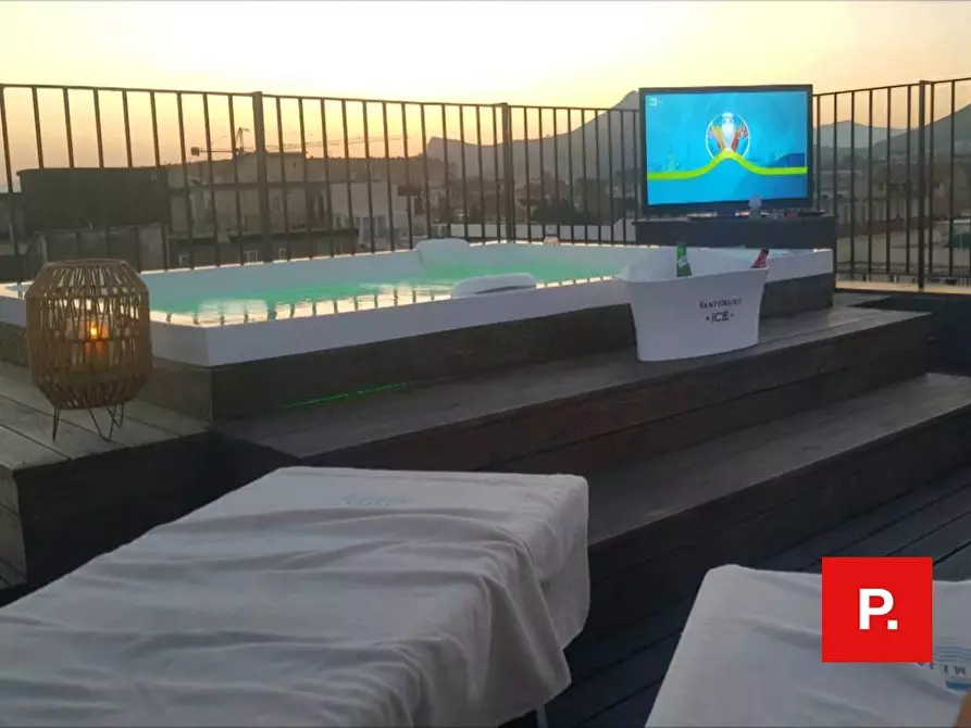 Immagine 2 di Appartamento in vendita  a Caserta