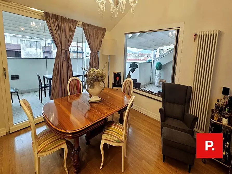 Immagine 10 di Appartamento in vendita  a Caserta