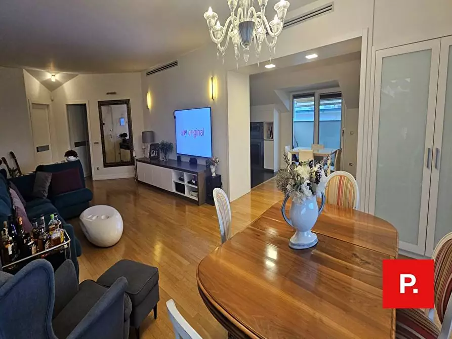 Immagine 14 di Appartamento in vendita  a Caserta