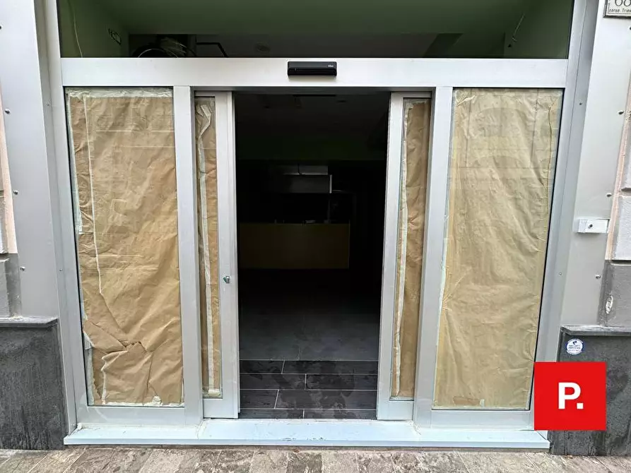 Immagine 1 di Attività commerciale in vendita  in CORSO TRIESTE a Caserta
