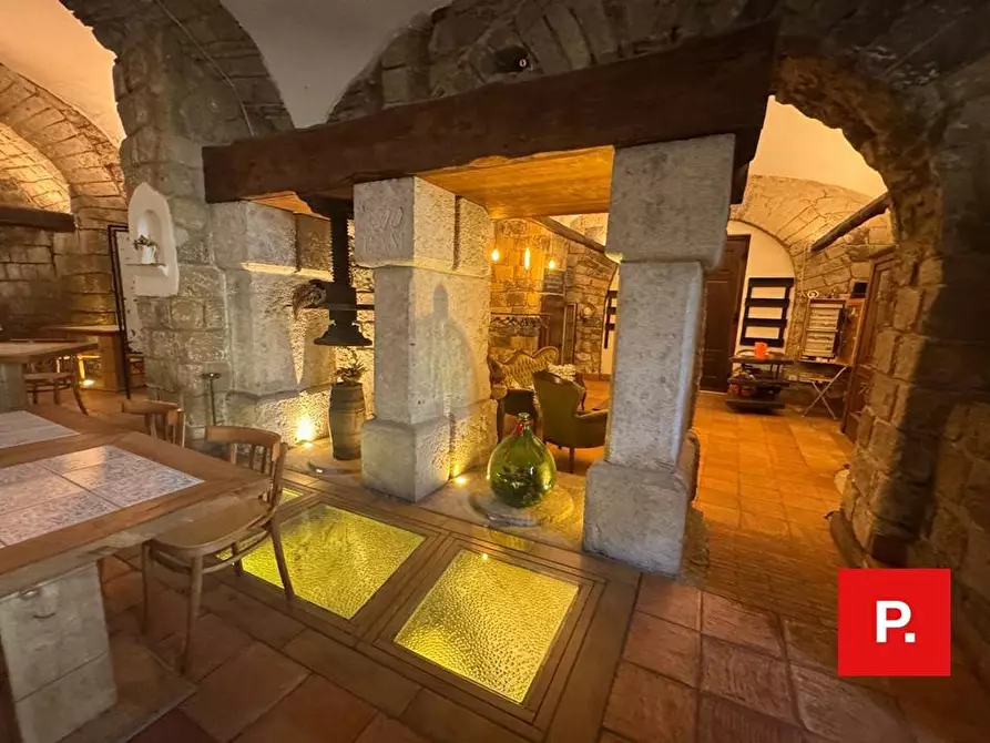 Immagine 10 di Locale commerciale in affitto  in via latina a Caiazzo