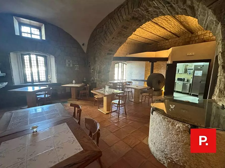 Immagine 12 di Locale commerciale in affitto  in via latina a Caiazzo