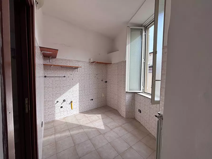 Immagine 8 di Appartamento in vendita  in via san giovanni a Caserta