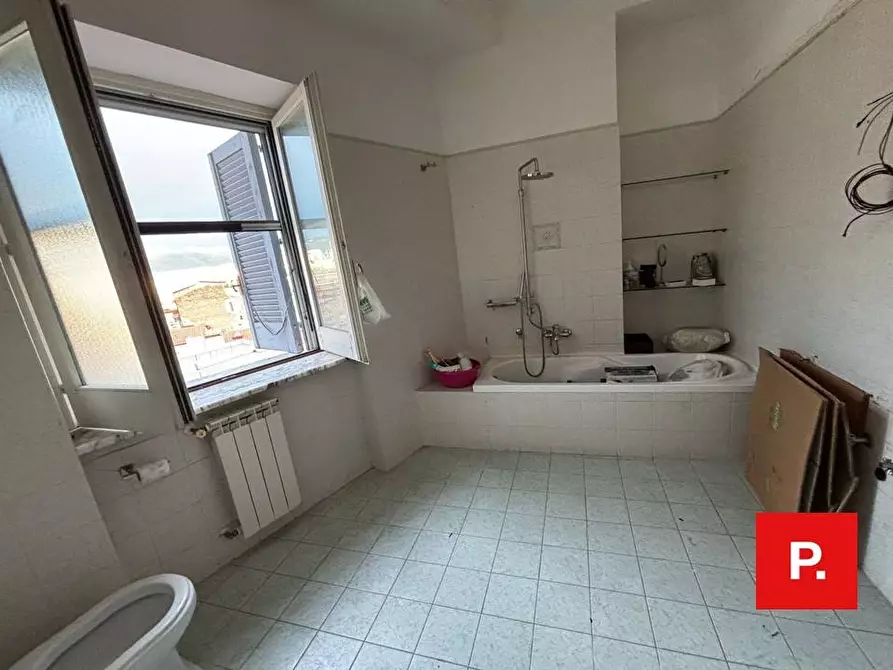 Immagine 9 di Appartamento in affitto  in via Ferrante a Caserta
