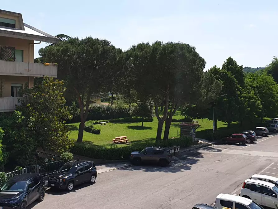 Immagine 13 di Appartamento in vendita  a Folignano