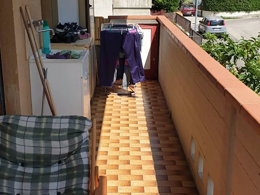 Immagine 11 di Appartamento in vendita  a Folignano