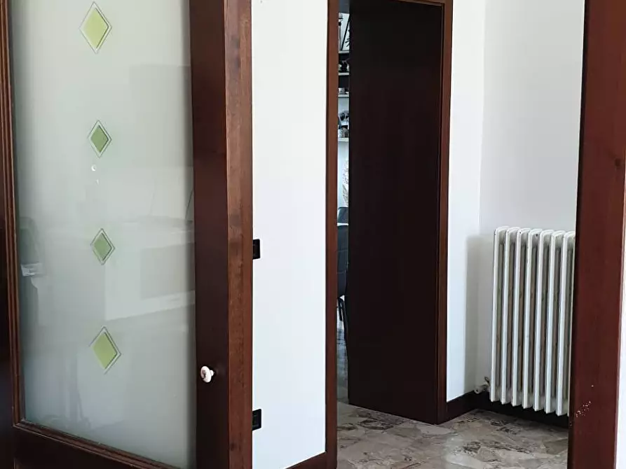 Immagine 5 di Appartamento in vendita  a Ascoli Piceno