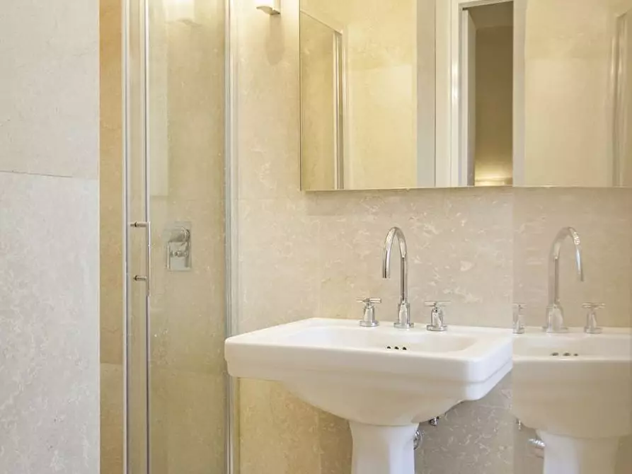 Immagine 17 di Appartamento in affitto  in Piazza garibaldi a Forte Dei Marmi