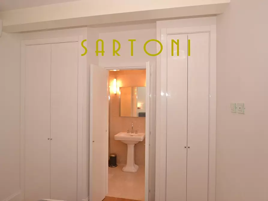 Immagine 16 di Appartamento in affitto  in Piazza garibaldi a Forte Dei Marmi