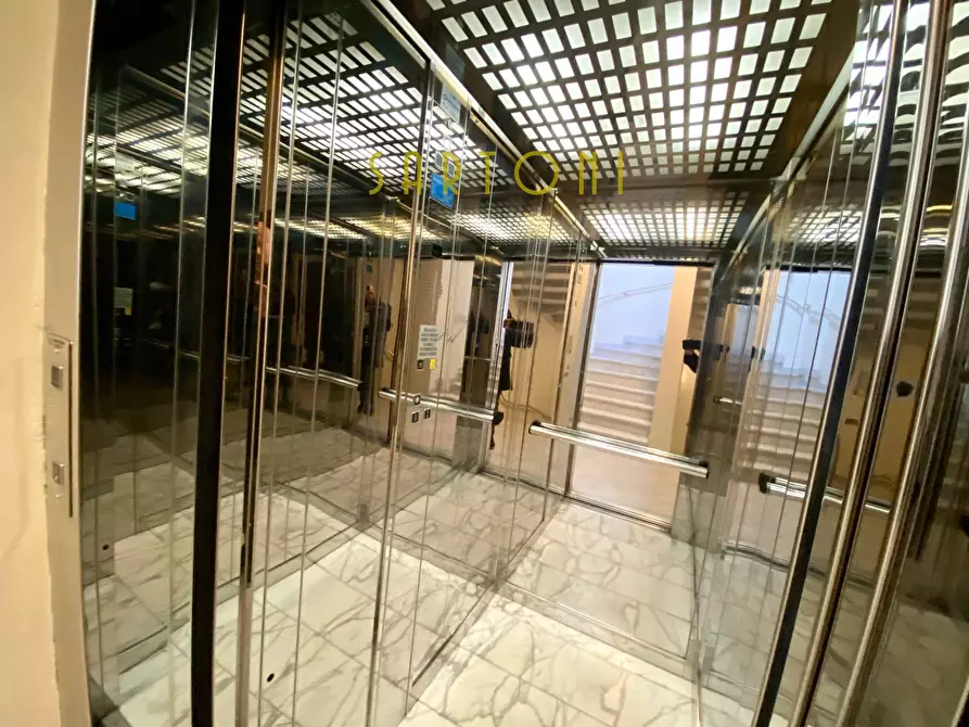 Immagine 6 di Appartamento in vendita  in Via Fratelli Cervi a Viareggio