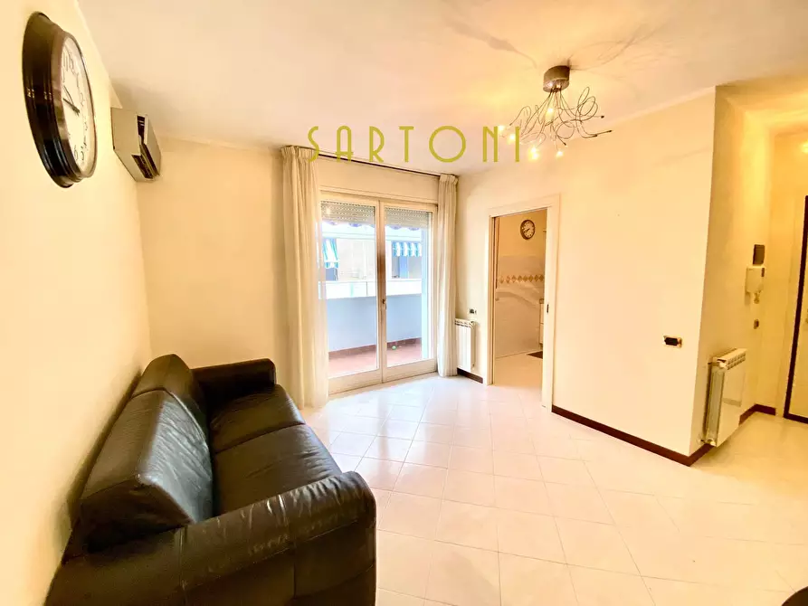 Immagine 8 di Appartamento in vendita  in Via Fratelli Cervi a Viareggio