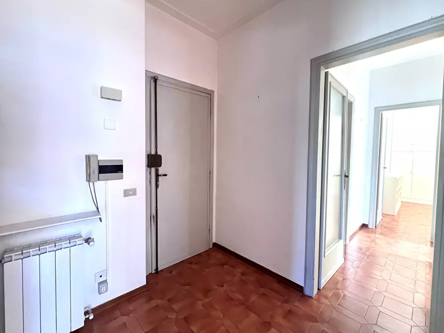 Immagine 20 di Appartamento in vendita  in Buonarroti a Viareggio