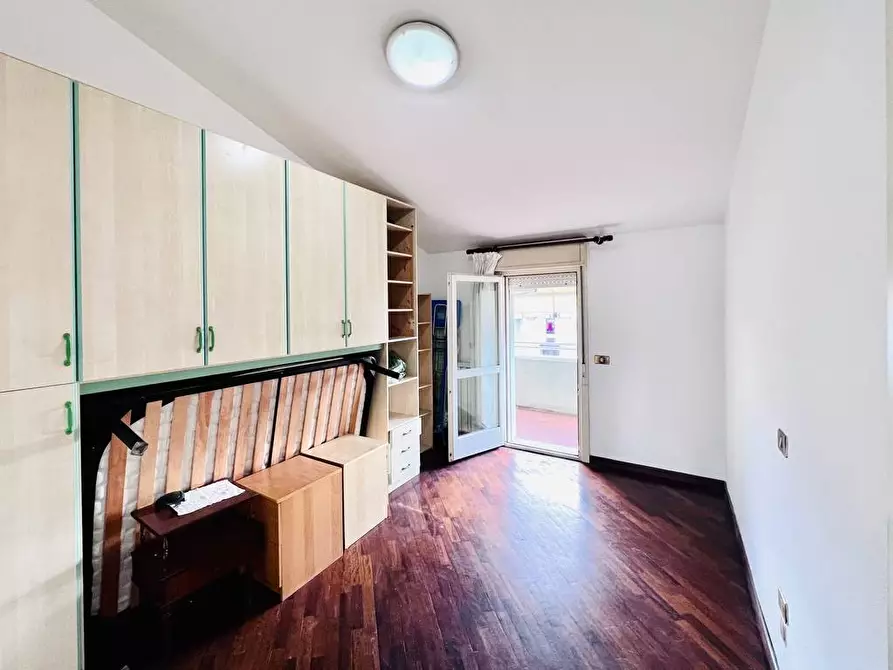 Immagine 14 di Appartamento in vendita  in Via Monte Gabberi a Viareggio