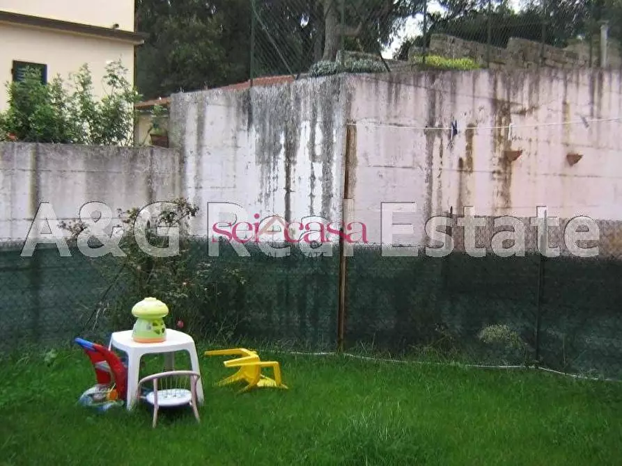 Immagine 10 di Appartamento in vendita  a Roccastrada