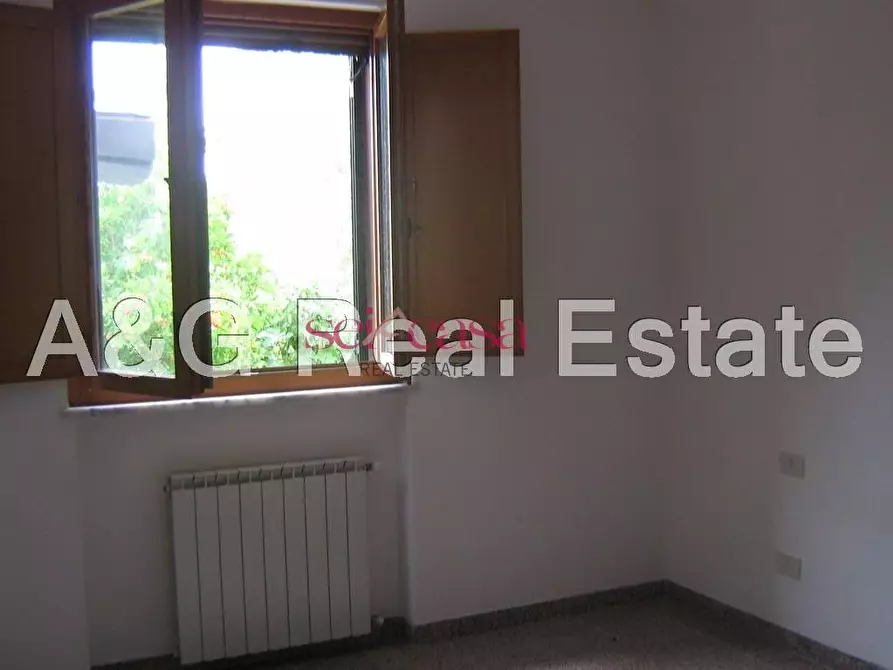 Immagine 15 di Villa in vendita  a Grosseto