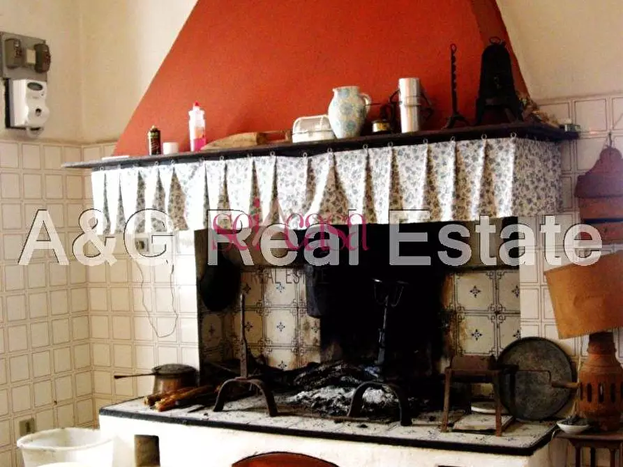 Immagine 4 di Palazzo in vendita  a Scansano