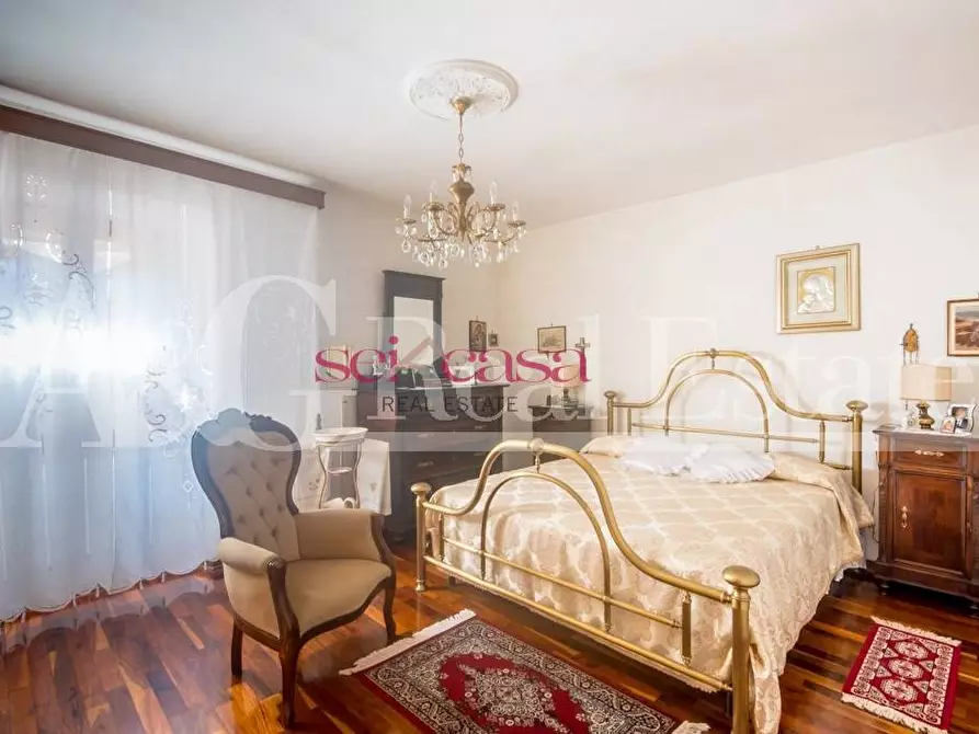 Immagine 13 di Appartamento in vendita  a Grosseto